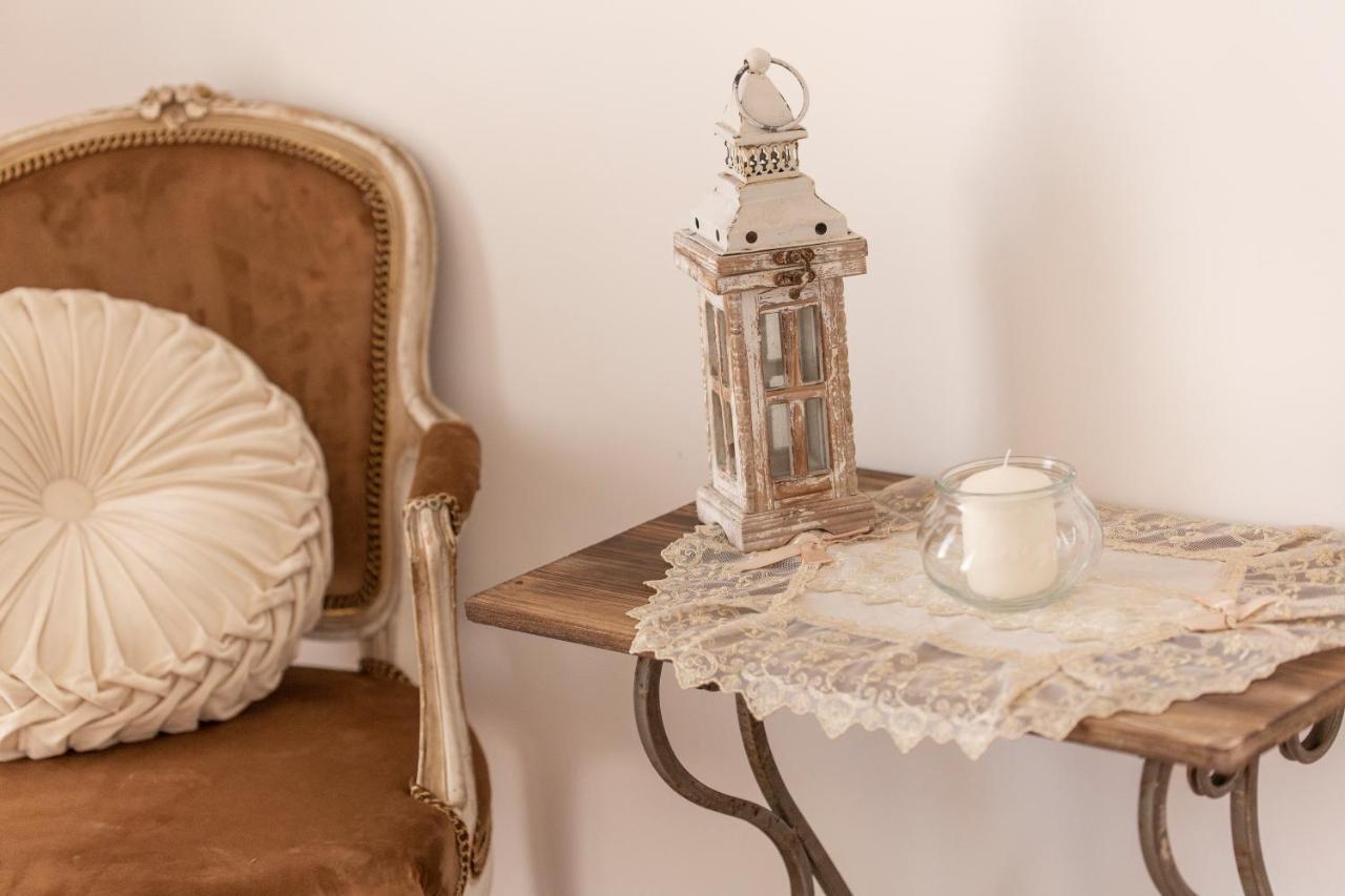 نابولي B&B Dimora Mazzarino المظهر الخارجي الصورة